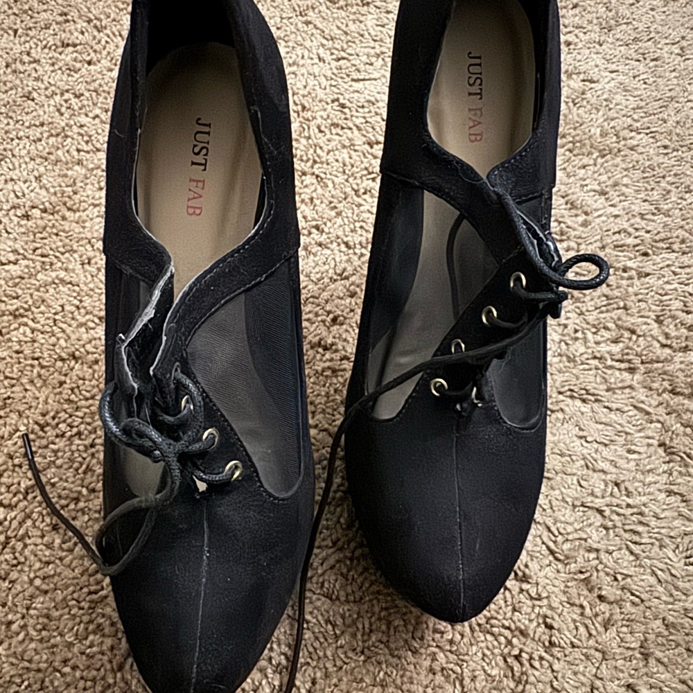 Elegant Black Women's Platform Heels - Picture 3 of 4